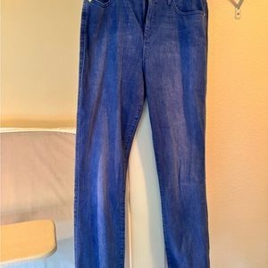 Brand new never worn Lily Pulitzer south Ocean, high-rise in Caribbean blue